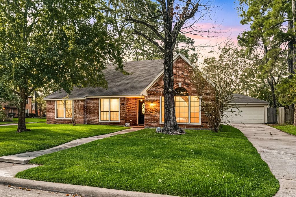 4303 Haven Glen Drive, Houston, TX 77339