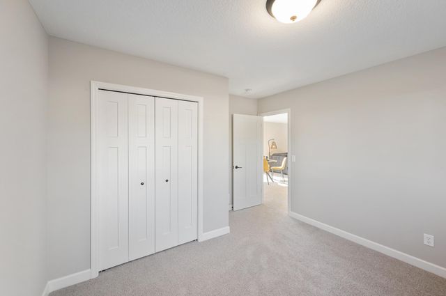 1400 Woods Road NE, Isanti, MN 55040