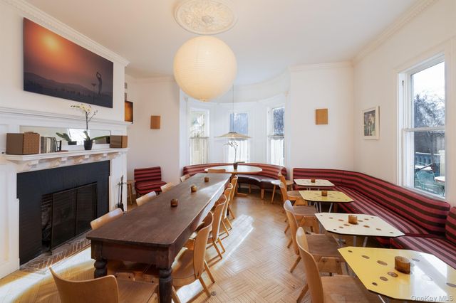 10 Old Route 9, Hyde Park, NY 12580