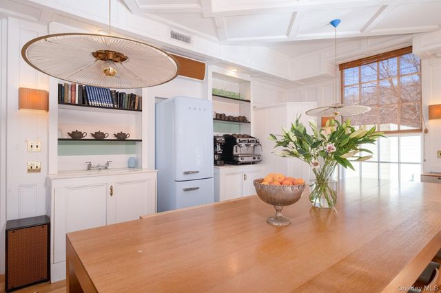 10 Old Route 9, Hyde Park, NY 12580