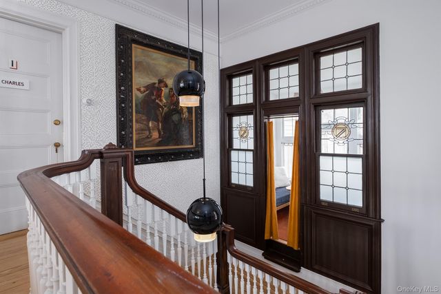 10 Old Route 9, Hyde Park, NY 12580