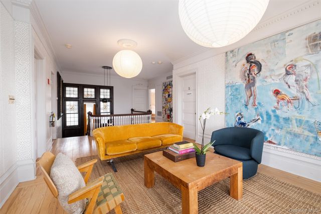 10 Old Route 9, Hyde Park, NY 12580