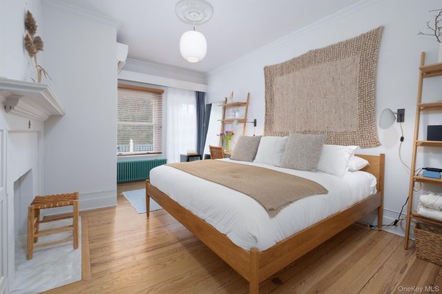 10 Old Route 9, Hyde Park, NY 12580