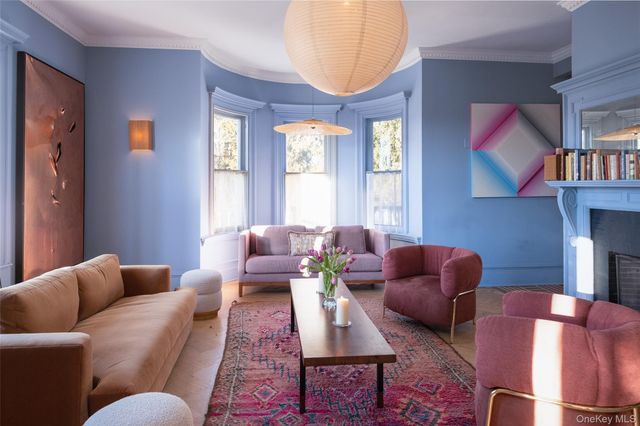 10 Old Route 9, Hyde Park, NY 12580