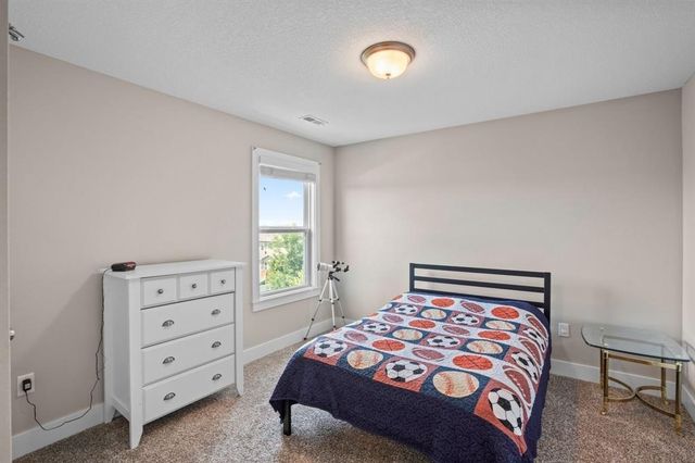 395 NE Fox Run Trail, Waukee, IA 50263