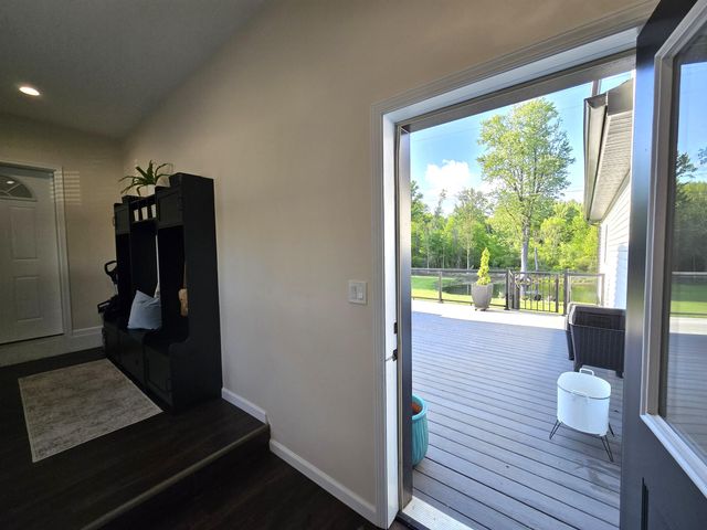 4086 W Commerce Road, Milford, MI 48380