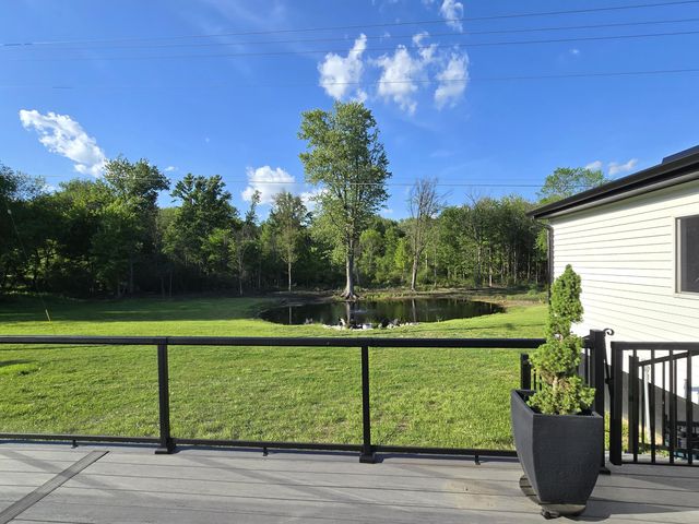 4086 W Commerce Road, Milford, MI 48380
