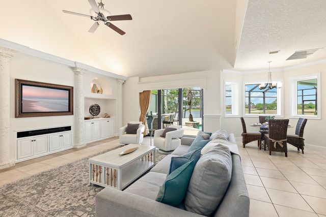 505 Turnberry Ln, St Augustine, FL 32080