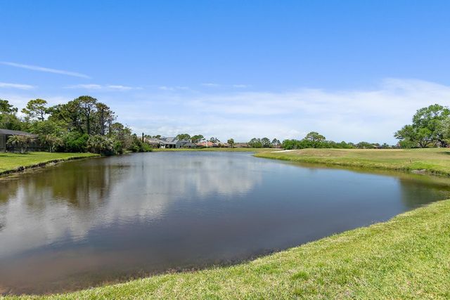 505 Turnberry Ln, St Augustine, FL 32080