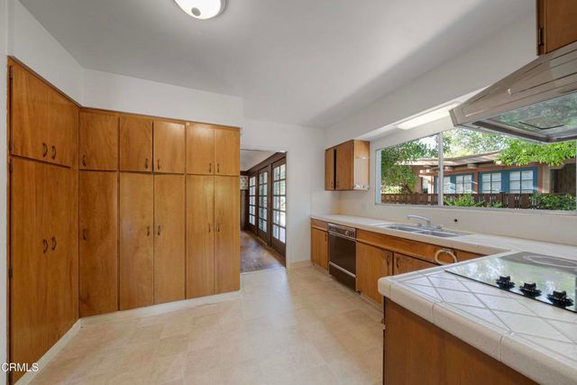 1224 Stratford Avenue, South Pasadena, CA 91030