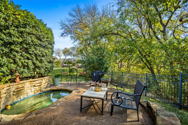 6401 Stone Creek Canyon Court, Fort Worth, TX 76137