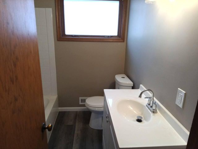 5107 Winchester Lane, Brooklyn Center, MN 55429