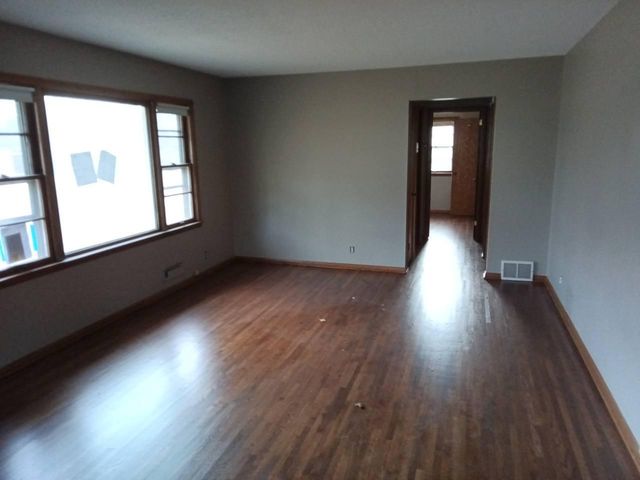 5107 Winchester Lane, Brooklyn Center, MN 55429