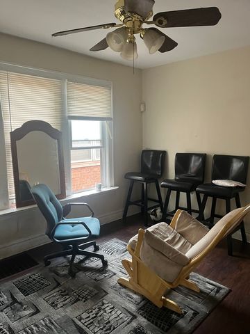 15 E 126th Street, Chicago, IL 60628