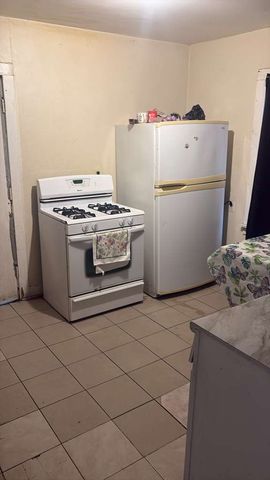 15 E 126th Street, Chicago, IL 60628