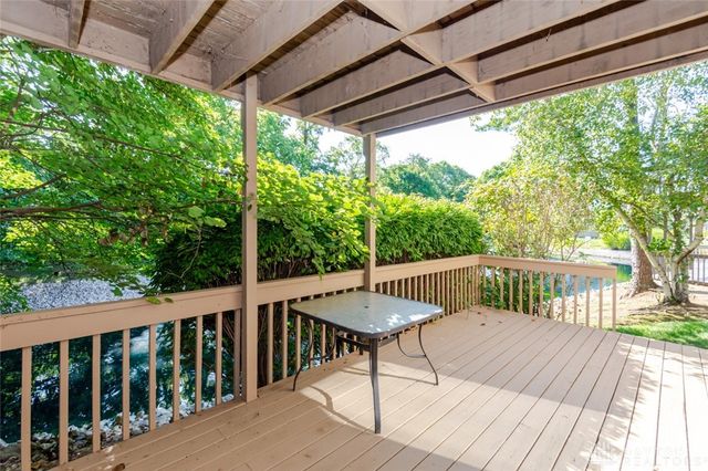 7128 Hartcrest Lane 130, Dayton, OH 45459