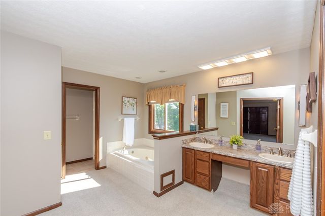7128 Hartcrest Lane 130, Dayton, OH 45459