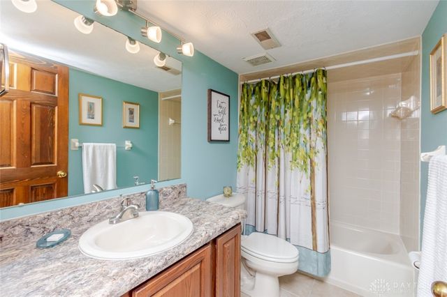 7128 Hartcrest Lane 130, Dayton, OH 45459