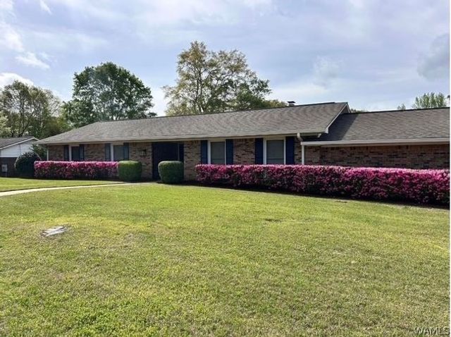 2833 Forest Manor, Northport, AL 35476