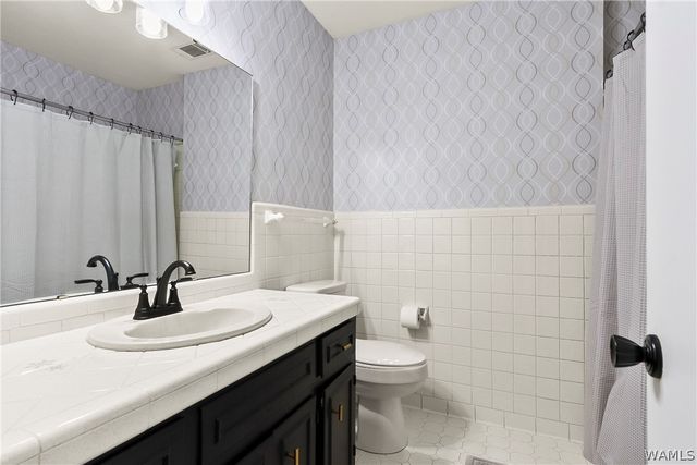 2833 Forest Manor, Northport, AL 35476