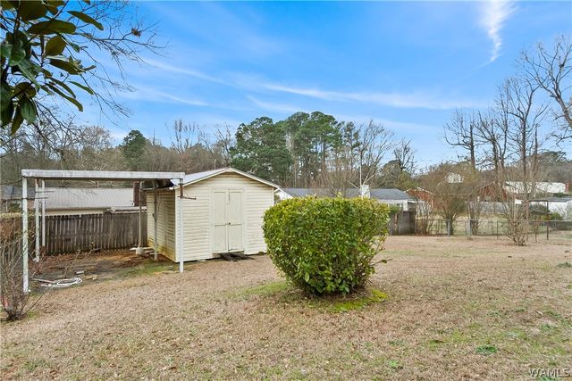 2833 Forest Manor, Northport, AL 35476