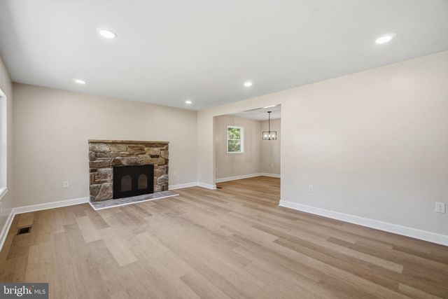 5314 WENDY RD, Sykesville, MD 21784