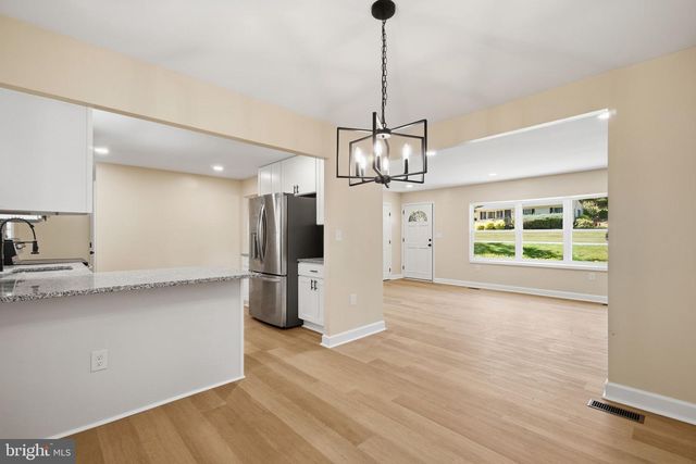 5314 WENDY RD, Sykesville, MD 21784