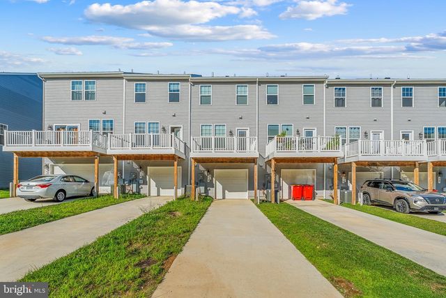 62 COOLIDGE AVE, Ranson, WV 25438
