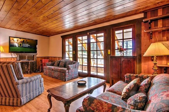 35290 Butterfly Peak Road, Mountain Center, CA 92561