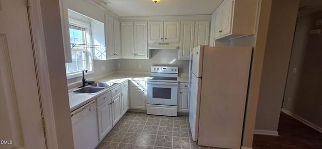 601 W Anderson Street, Selma, NC 27576