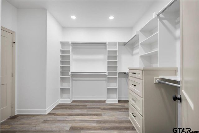 19461 Cedarpark Pl, Lindale, TX 75771