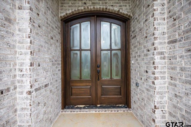 19461 Cedarpark Pl, Lindale, TX 75771