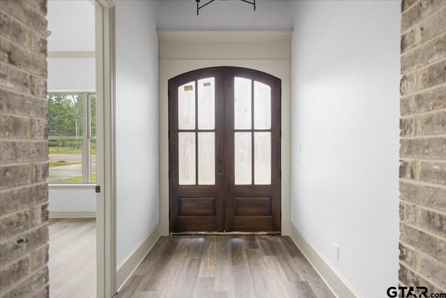 19461 Cedarpark Pl, Lindale, TX 75771