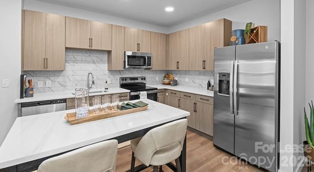 2546 Perimeter Pointe Parkway 2B, Charlotte, NC 28217