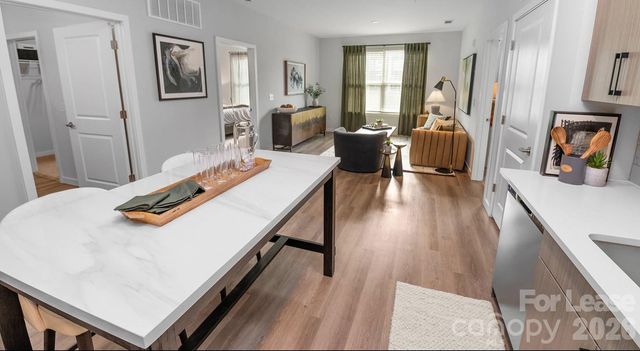 2546 Perimeter Pointe Parkway 2B, Charlotte, NC 28217