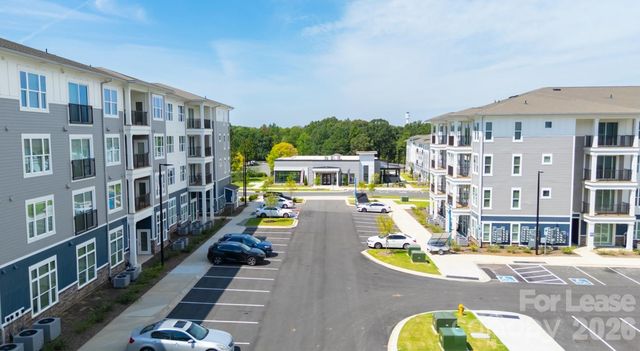 2546 Perimeter Pointe Parkway 2B, Charlotte, NC 28217