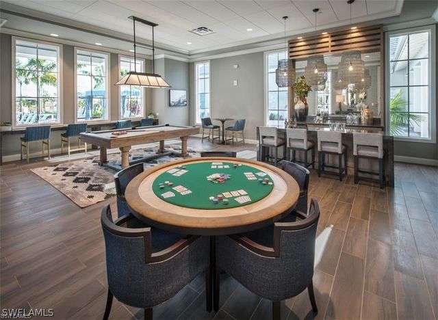 9195 Cayman DR, Naples, FL 34114