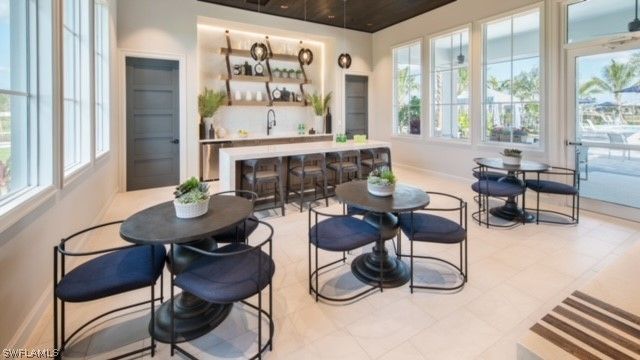 9195 Cayman DR, Naples, FL 34114