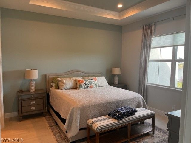 9195 Cayman DR, Naples, FL 34114