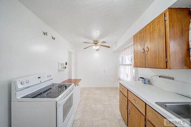 161 E Elm Street, Shelley, ID 83274