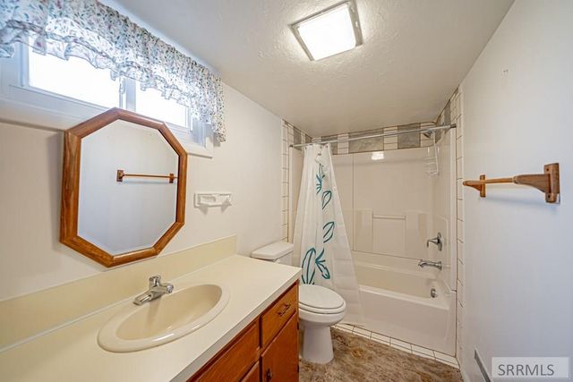 161 E Elm Street, Shelley, ID 83274