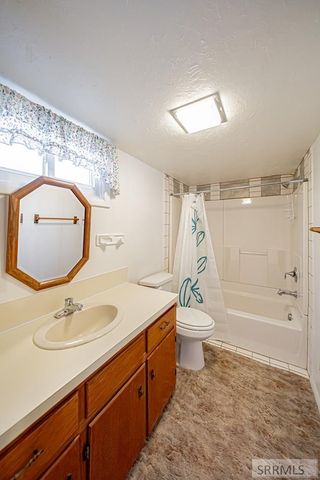 161 E Elm Street, Shelley, ID 83274