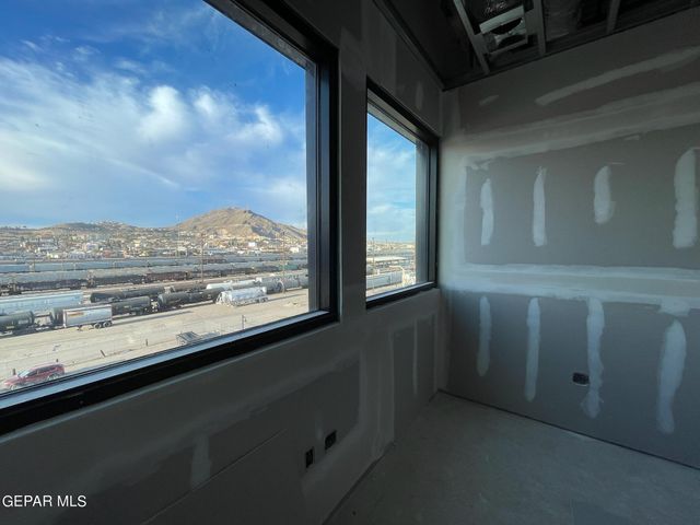 1125 TEXAS Avenue, 201, El Paso, TX 79901