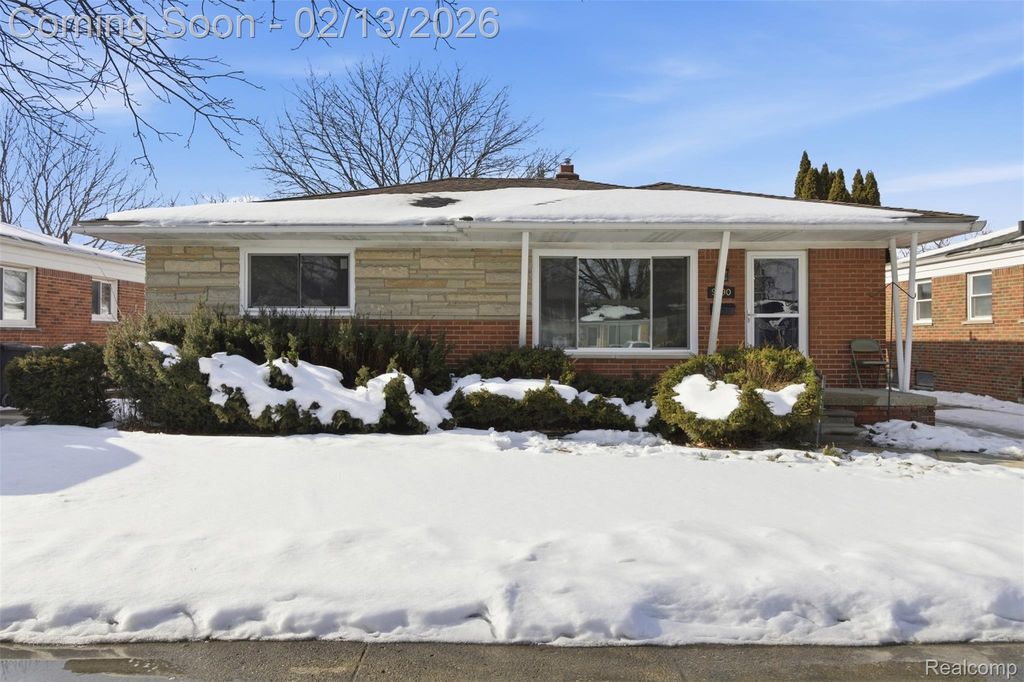 9290 Allen Road, Allen Park, MI 48101