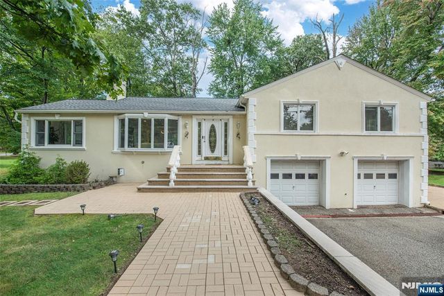 531 Mountain Avenue, Caldwell, NJ 07006