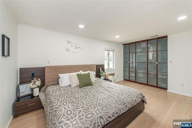 531 Mountain Avenue, Caldwell, NJ 07006