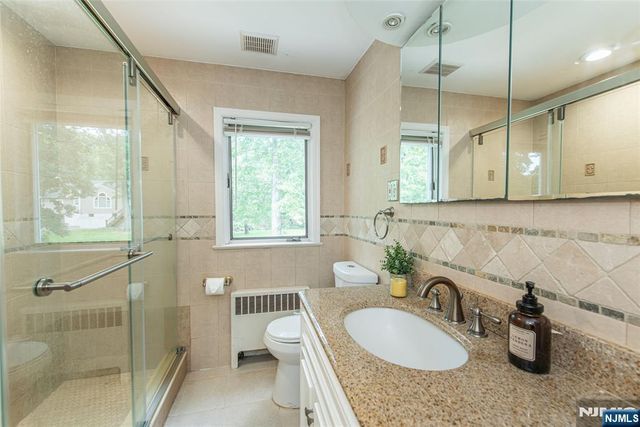 531 Mountain Avenue, Caldwell, NJ 07006