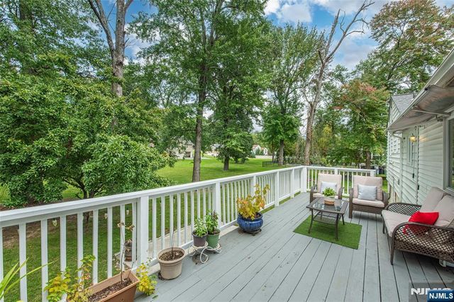 531 Mountain Avenue, Caldwell, NJ 07006