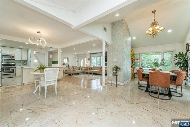 531 Mountain Avenue, Caldwell, NJ 07006