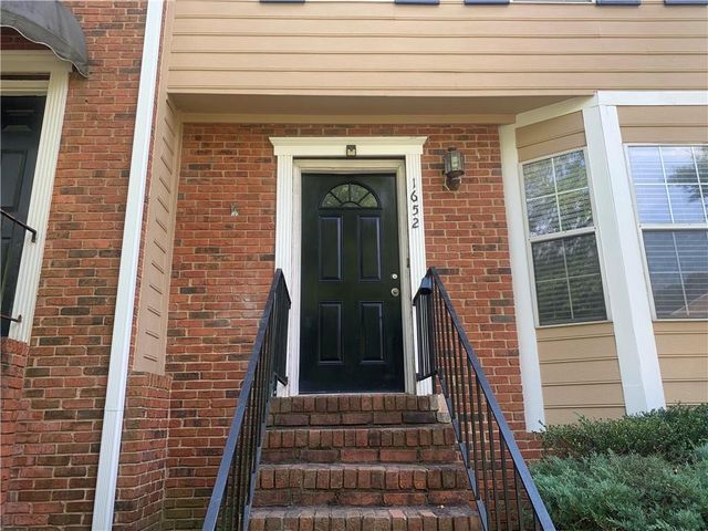 1652 Grist Mill Drive, Marietta, GA 30062